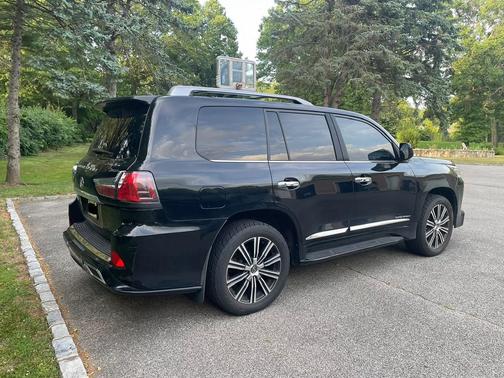 Black 2009 Lexus LX 570 Base