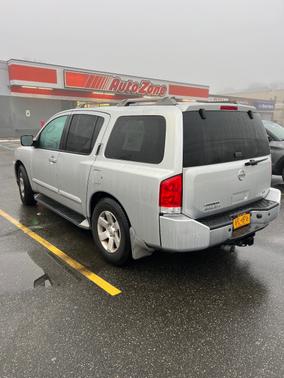 2004 Nissan Armada LE