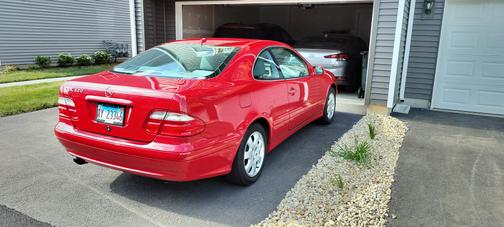 2000 Mercedes-Benz CLK-Class 320