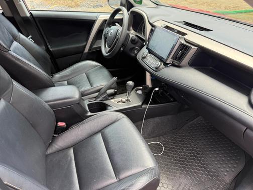 Red 2015 Toyota RAV4 XLE