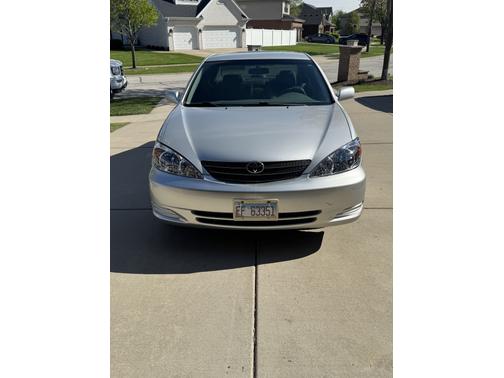 2002 Toyota Camry LE