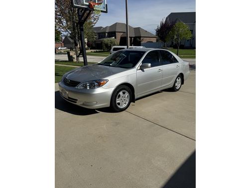 2002 Toyota Camry LE