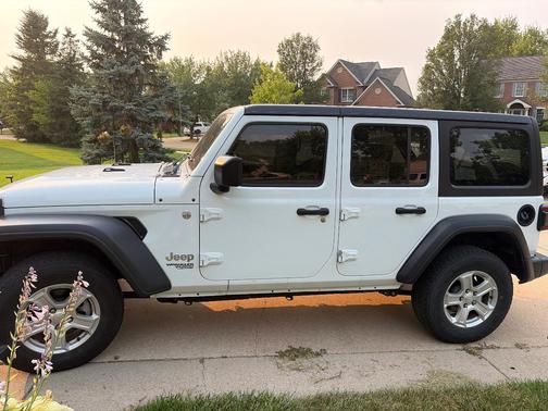 White 2019 Jeep Wrangler Unlimited Sport S
