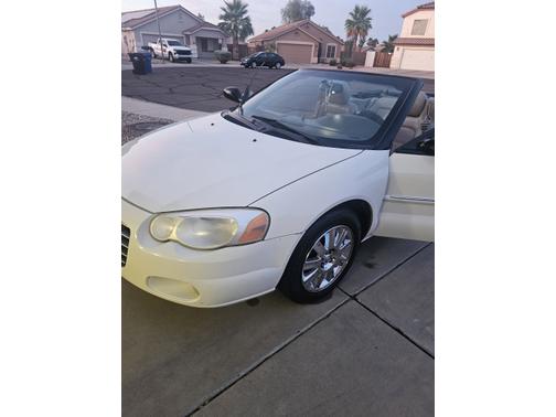 White 2005 Chrysler Sebring Limited