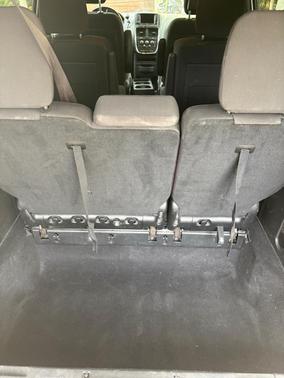 White 2019 Dodge Grand Caravan SE