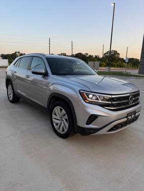 Silver 2020 Volkswagen Atlas Cross Sport 2.0T SE w/Technology
