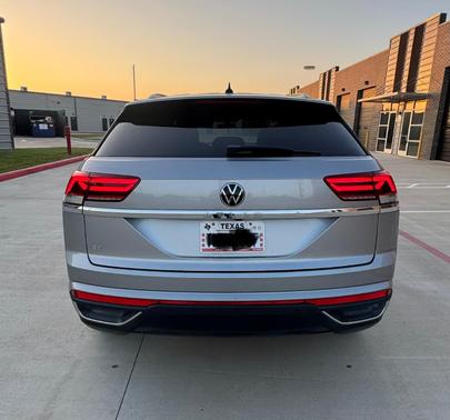 Silver 2020 Volkswagen Atlas Cross Sport 2.0T SE w/Technology