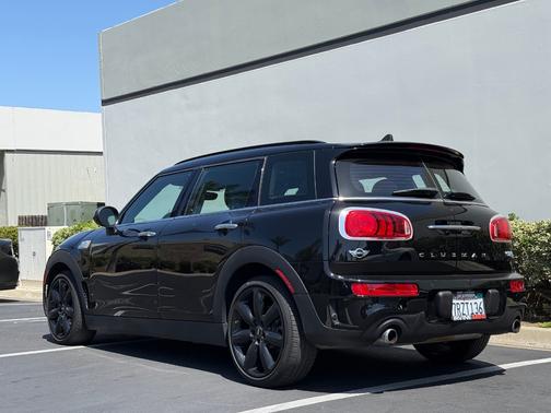 Black 2016 MINI Clubman Cooper S