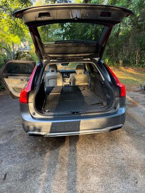 2017 Volvo V90 Cross Country T6