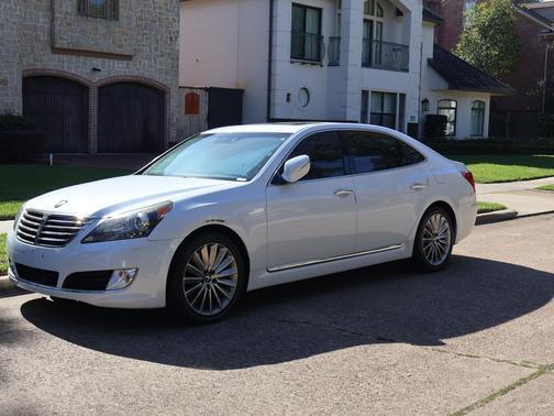 2015 Hyundai Equus Signature