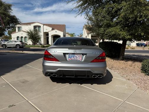 2011 Mercedes-Benz SL-Class SL 63 AMG
