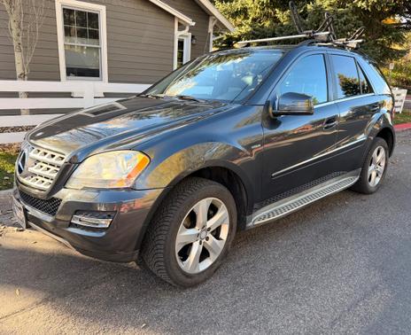 Gray 2011 Mercedes-Benz M-Class ML 350 BlueTEC