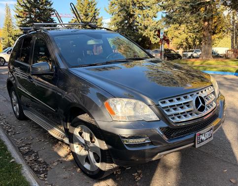 Gray 2011 Mercedes-Benz M-Class ML 350 BlueTEC