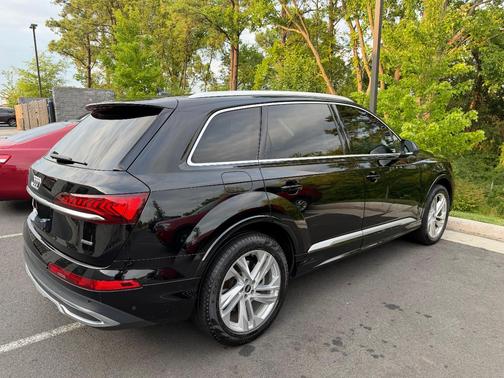 Black 2021 Audi Q7 55 Premium Plus