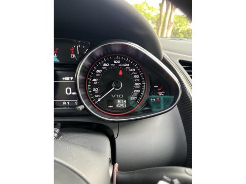 2014 Audi R8 5.2