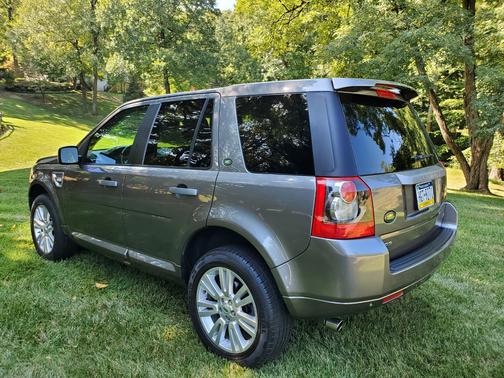 2009 Land Rover LR2 HSE