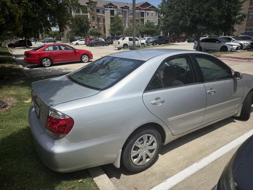 2006 Toyota Camry LE