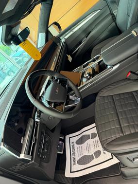 2026 Cadillac Escalade ESV AWD V