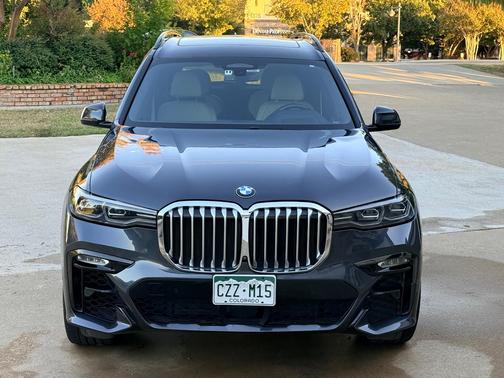 Blue 2019 BMW X7 xDrive50i