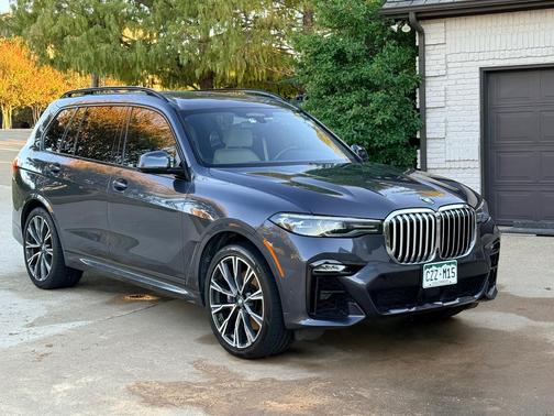 Blue 2019 BMW X7 xDrive50i