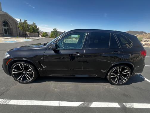 Black 2016 BMW X5 xDrive35i