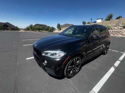 Black 2016 BMW X5 xDrive35i