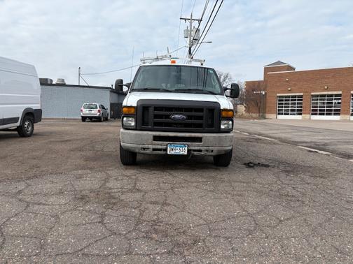 2008 Ford E250 Base