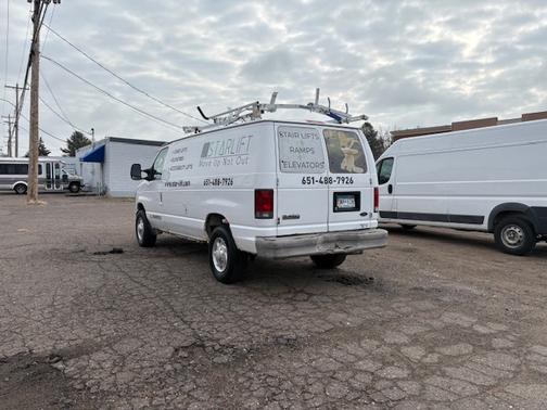 2008 Ford E250 Base