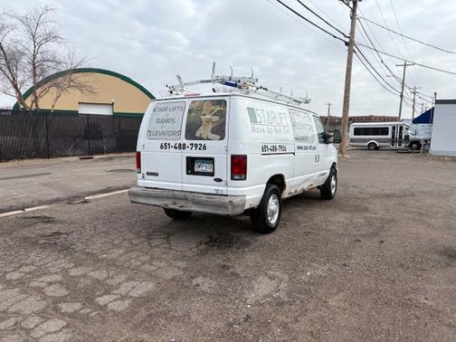 2008 Ford E250 Base