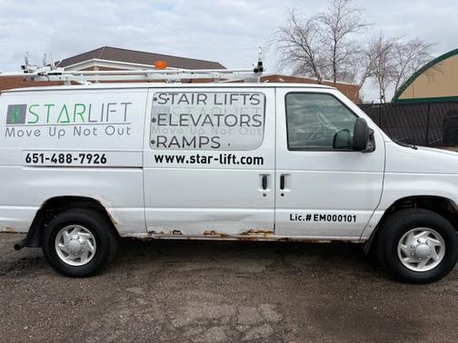 2008 Ford E250 Base
