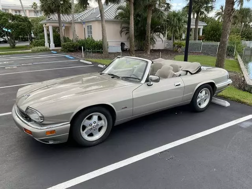 Brown 1995 Jaguar XJS 4.0L Cabriolet