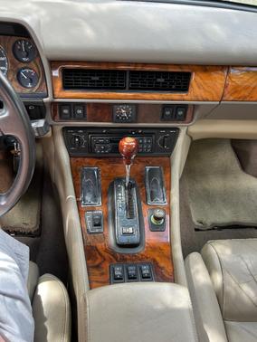 Brown 1995 Jaguar XJS 4.0L Cabriolet