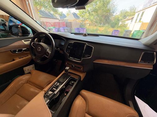 Black 2016 Volvo XC90 T6 Inscription