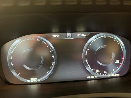Black 2016 Volvo XC90 T6 Inscription