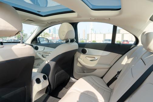 2016 Mercedes-Benz C-Class C 300