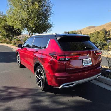 Red 2023 Mitsubishi Outlander SEL Black Edition