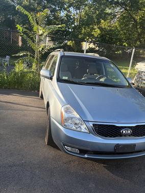 2014 Kia Sedona LX
