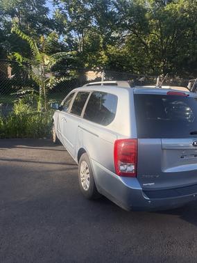 2014 Kia Sedona LX