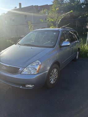 2014 Kia Sedona LX