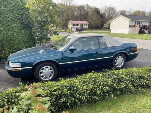 1996 Cadillac Eldorado Base