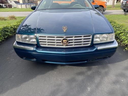 1996 Cadillac Eldorado Base
