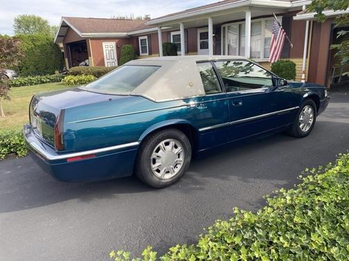 1996 Cadillac Eldorado Base