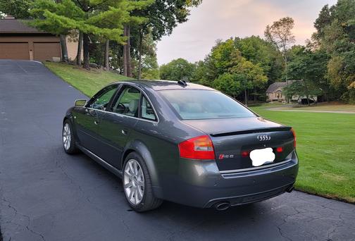 2003 Audi RS6 Base