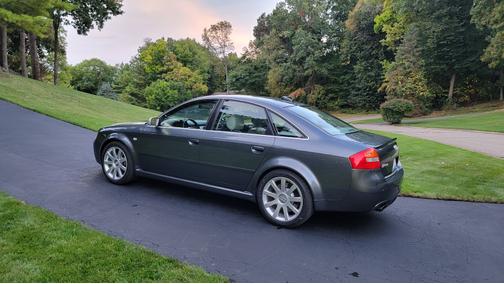 2003 Audi RS6 Base