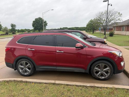 Red 2015 Hyundai SANTA FE GLS