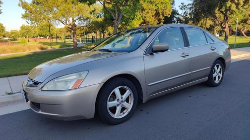 Gold 2003 Honda Accord EX