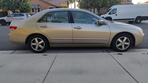 Gold 2003 Honda Accord EX