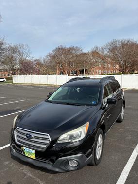 Black 2015 Subaru Outback 2.5i Premium