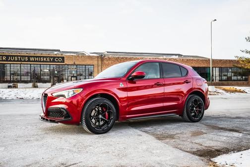 2018 Alfa Romeo Stelvio Quadrifoglio