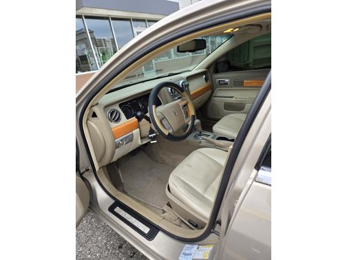 2007 Lincoln MKZ Base